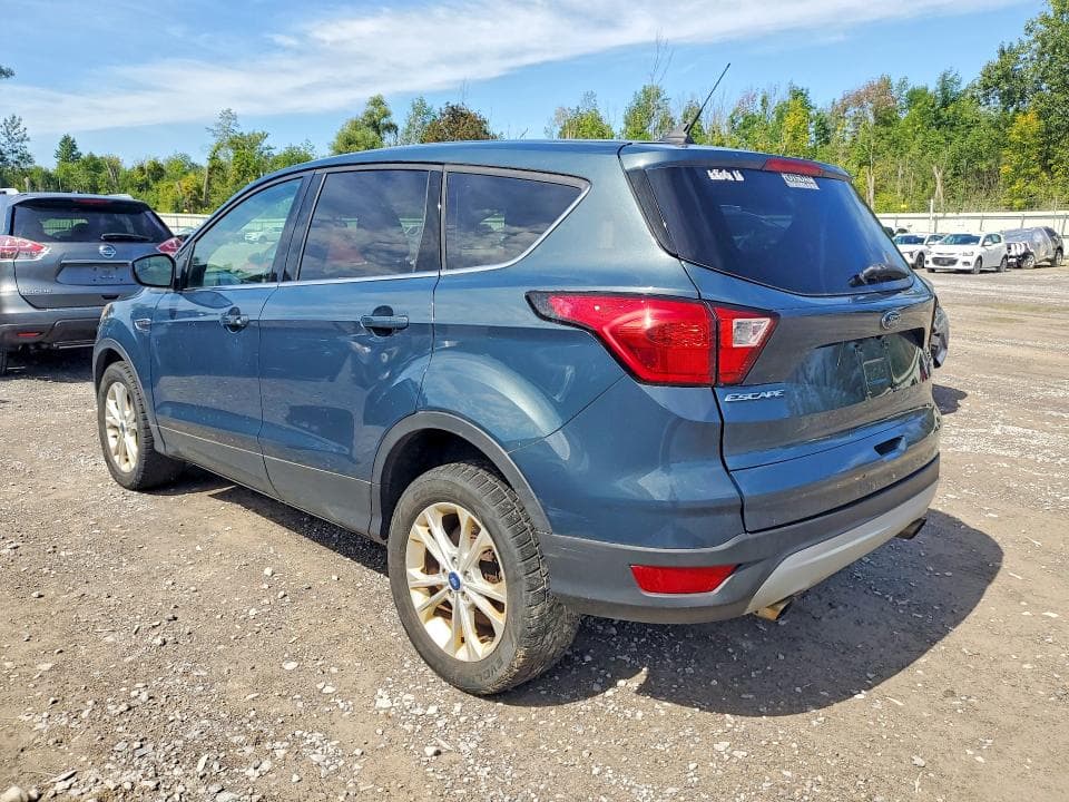 2019 FORD ESCAPE SE 2