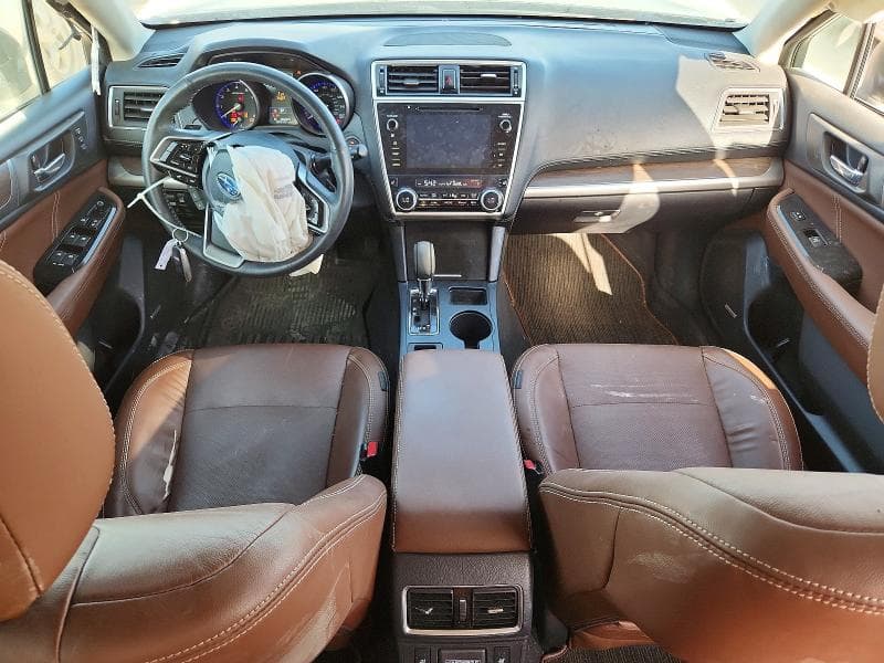 2018 SUBARU OUTBACK TOURING 8