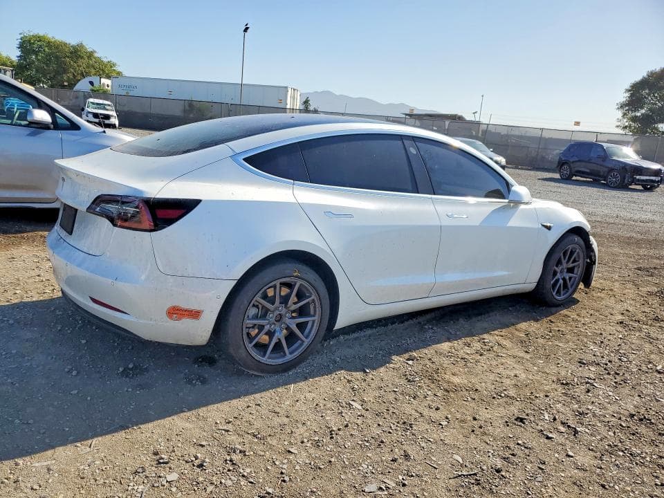 2020 TESLA MODEL 3 3