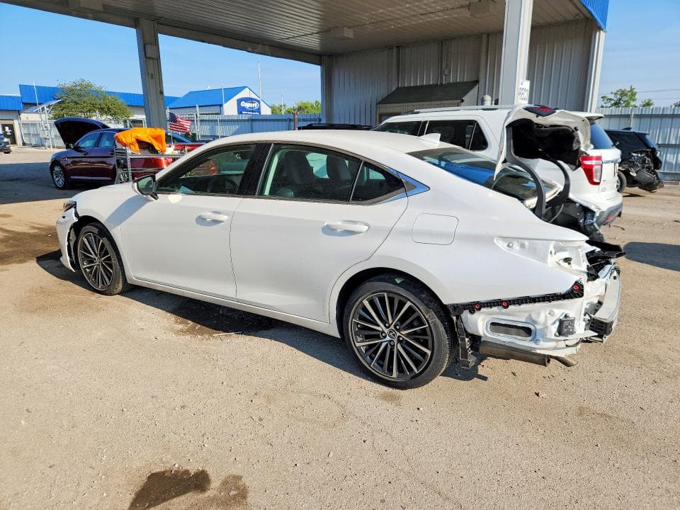 2024 LEXUS ES 300H BASE 2