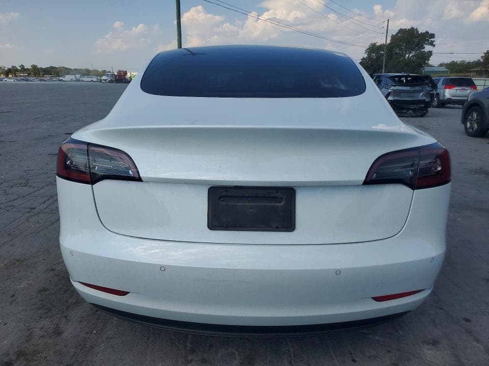 2019 TESLA MODEL 3 6