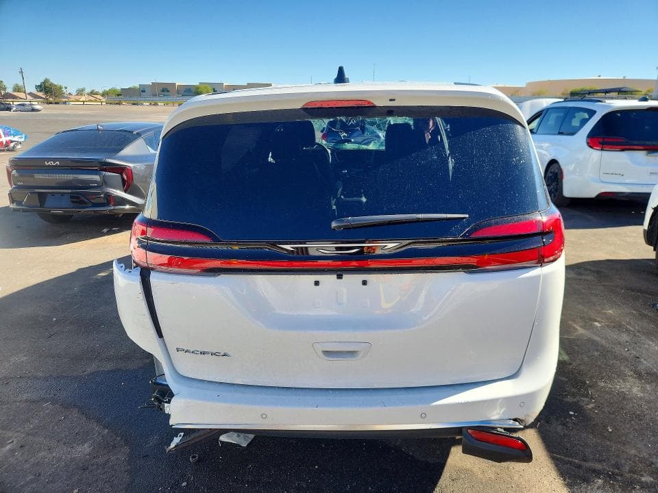 2027 CHRYSLER PACIFICA SELECT 6