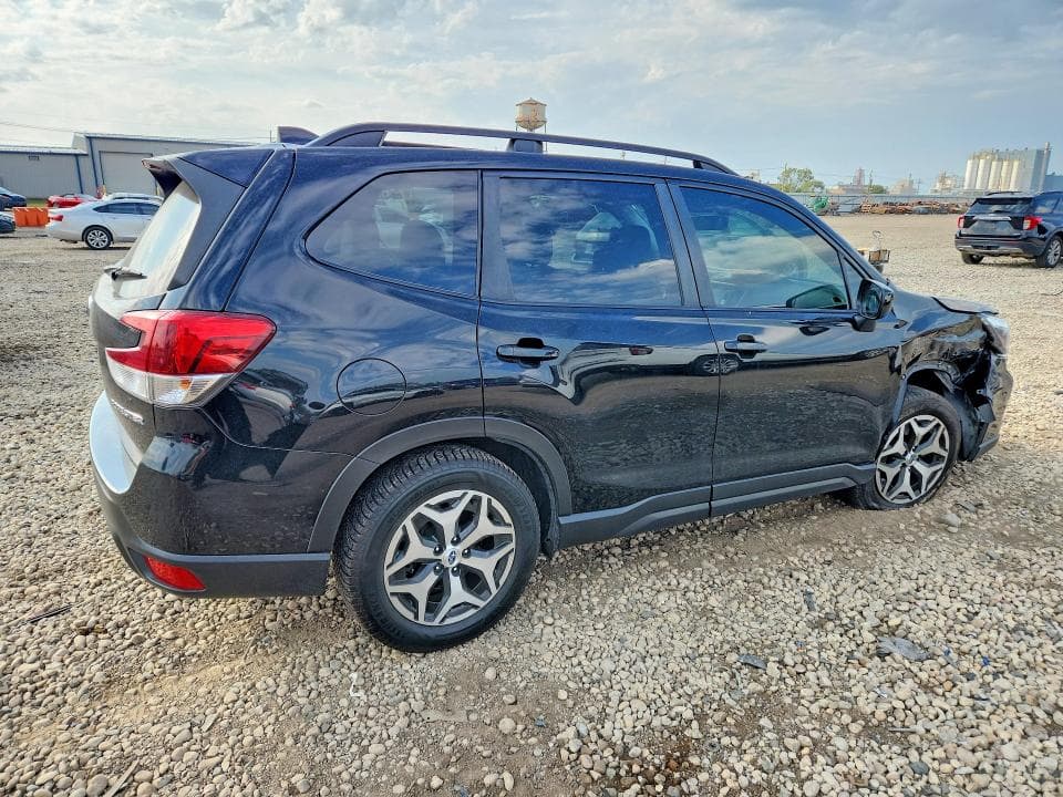 2020 SUBARU FORESTER PREMIUM 3