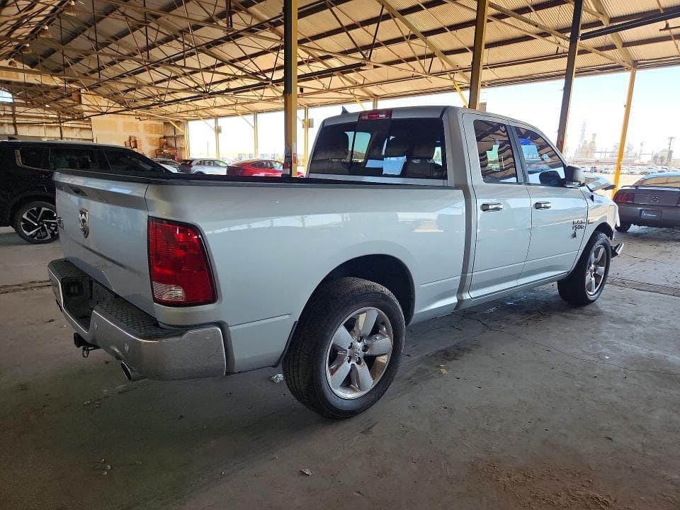 2017 RAM 1500 SLT 3