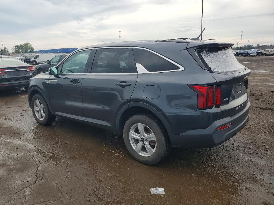 2022 KIA SORENTO LX 2