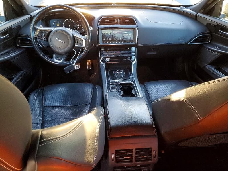 2018 JAGUAR XE S 8
