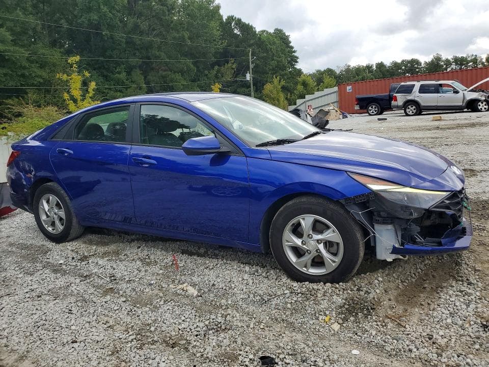 2023 HYUNDAI ELANTRA SE 4