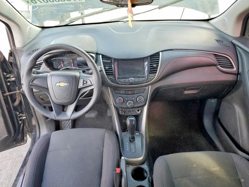 2020 CHEVROLET TRAX LS 8