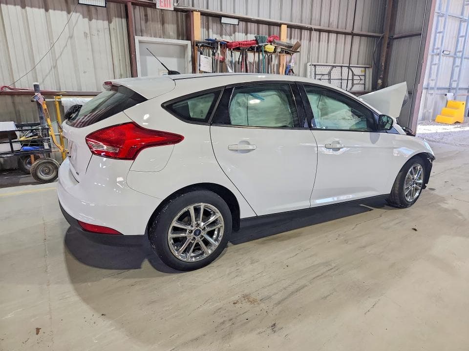 2018 FORD FOCUS SE 3