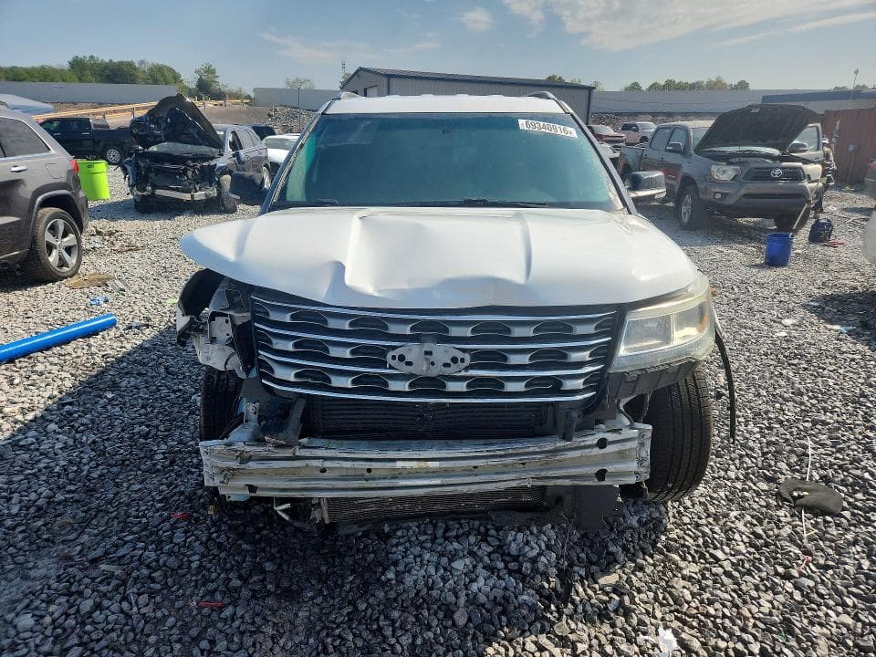 2017 FORD EXPLORER XLT 5