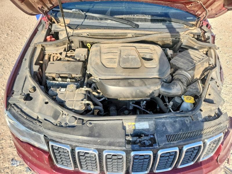 2018 JEEP GRAND CHEROKEE LAREDO 12