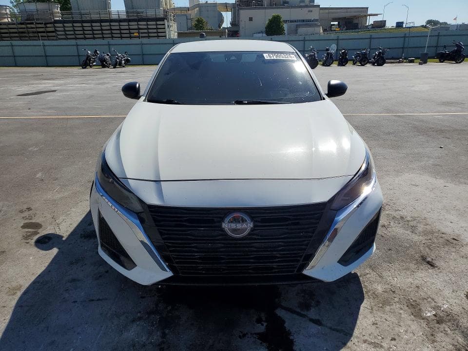 2025 NISSAN ALTIMA SV 5