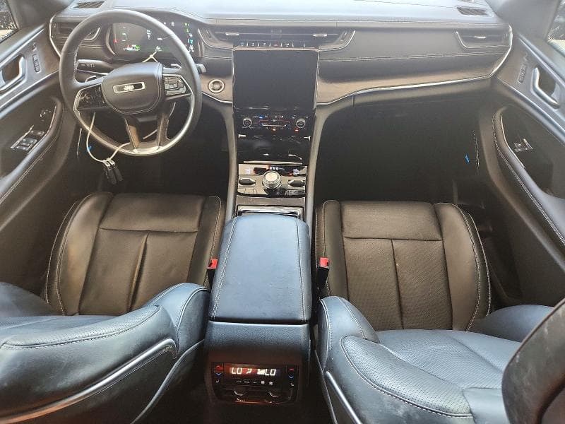 2023 JEEP GRAND CHEROKEE OVERLAND 4XE 8