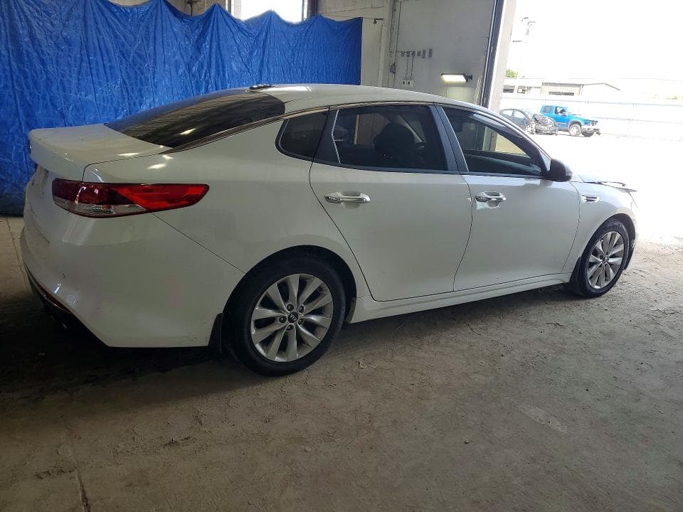 2018 KIA OPTIMA LX 3