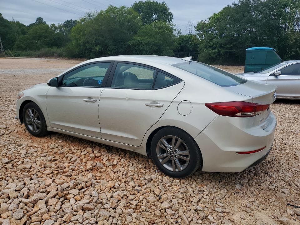 2017 HYUNDAI ELANTRA SE 2