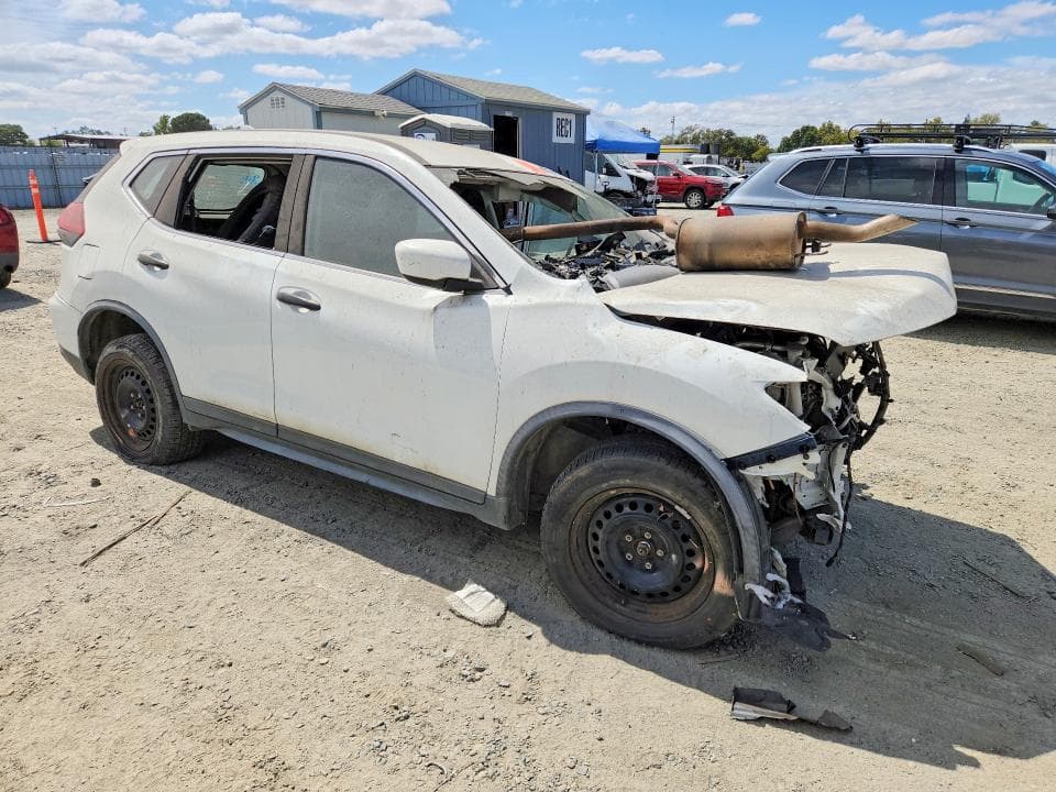 2018 NISSAN ROGUE S 4