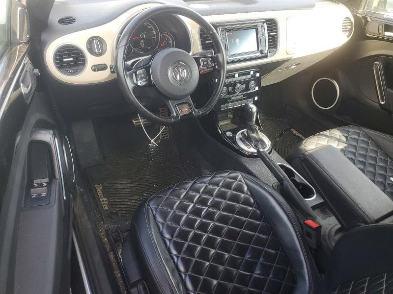 2019 VOLKSWAGEN BEETLE S 8
