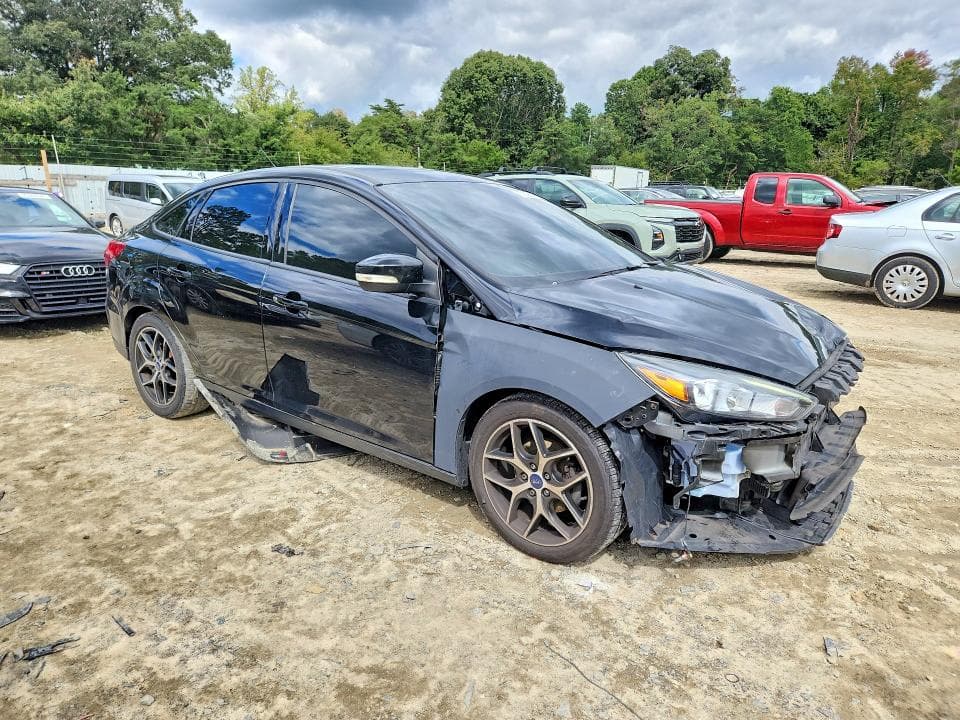 2018 FORD FOCUS SEL 4