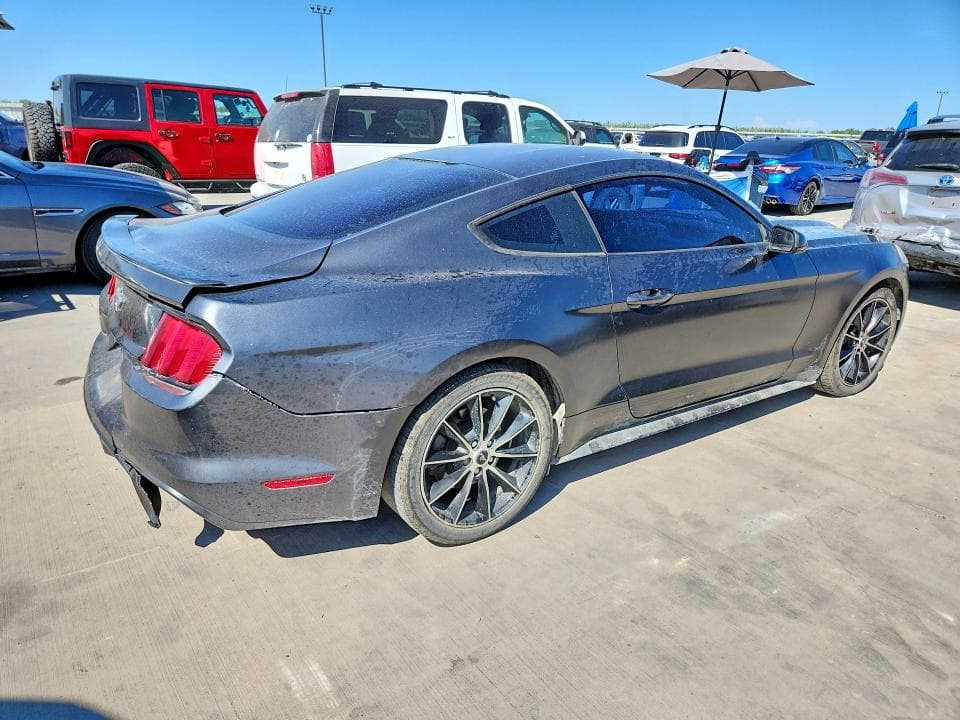 2017 FORD MUSTANG 3