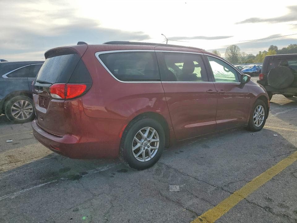 2021 CHRYSLER VOYAGER LXI 3
