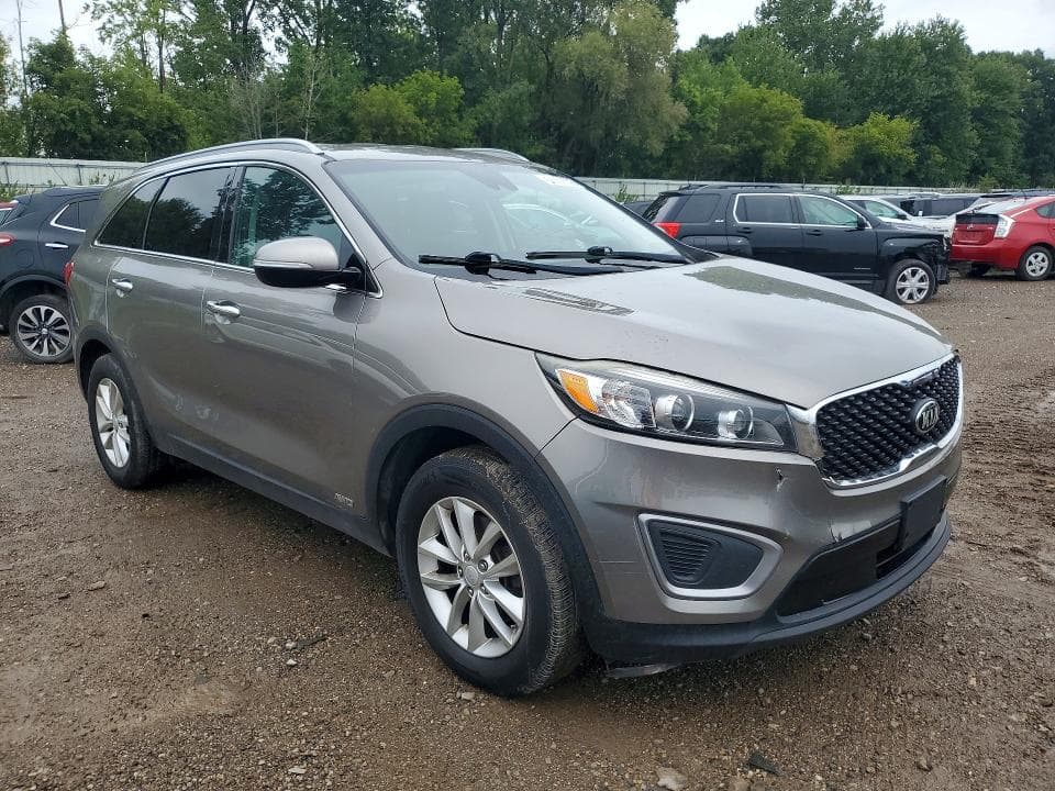 2017 KIA SORENTO LX 4