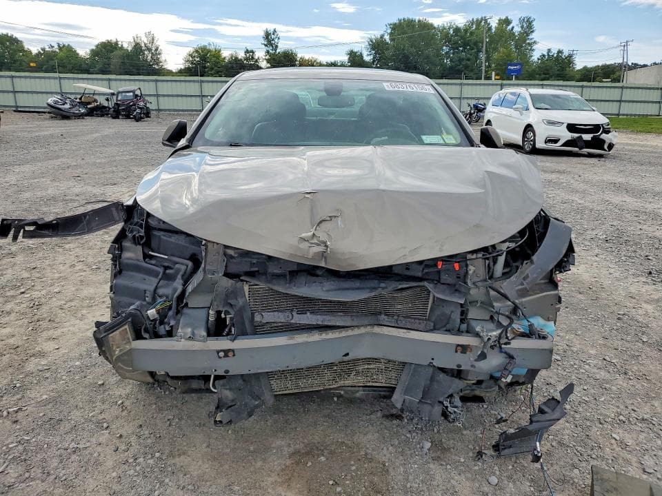 2017 CHEVROLET IMPALA LT 5