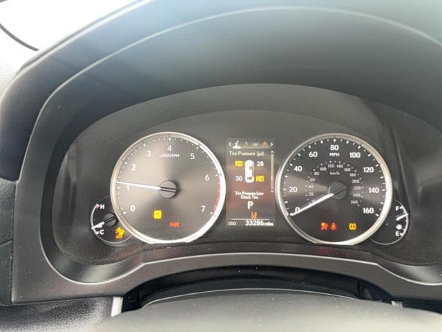 2022 LEXUS IS 300 8