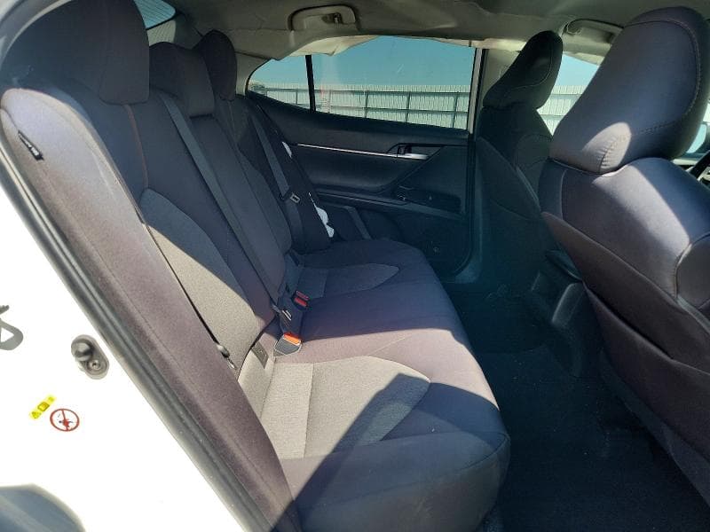 2019 TOYOTA CAMRY LE 10