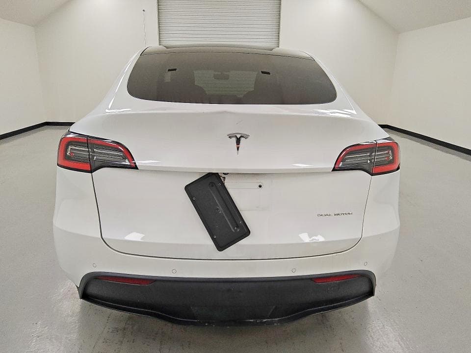 2020 TESLA MODEL Y 6