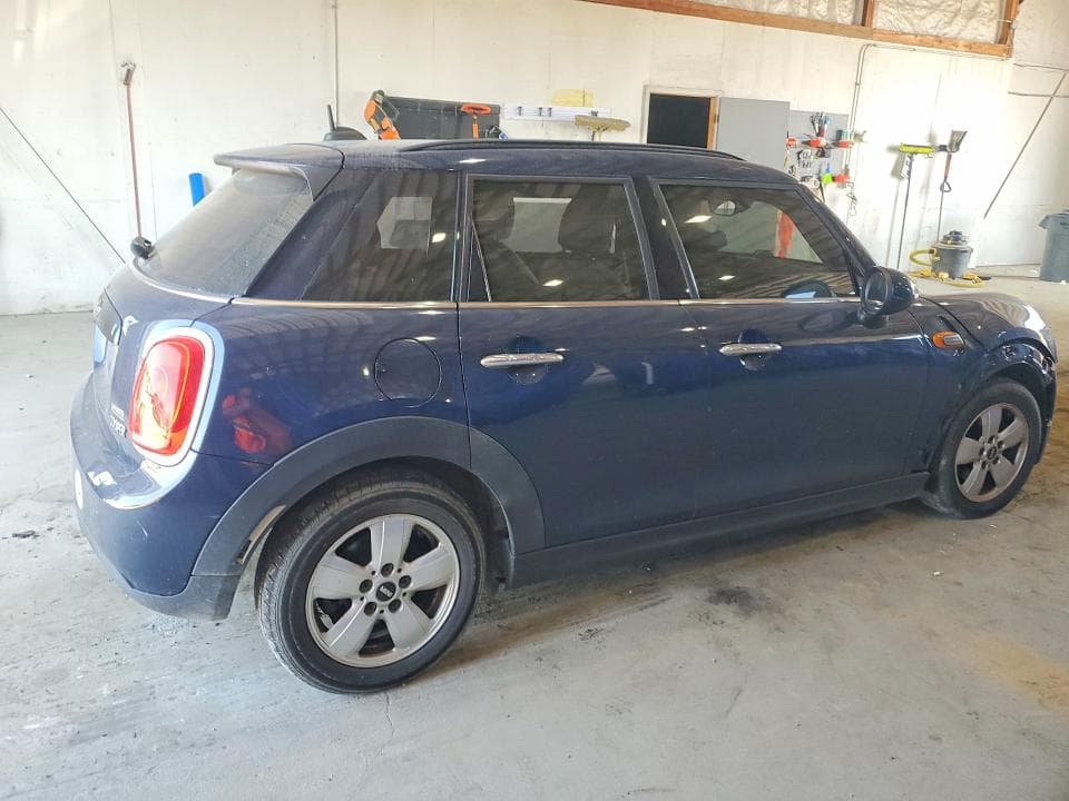 2017 MINI COOPER 3