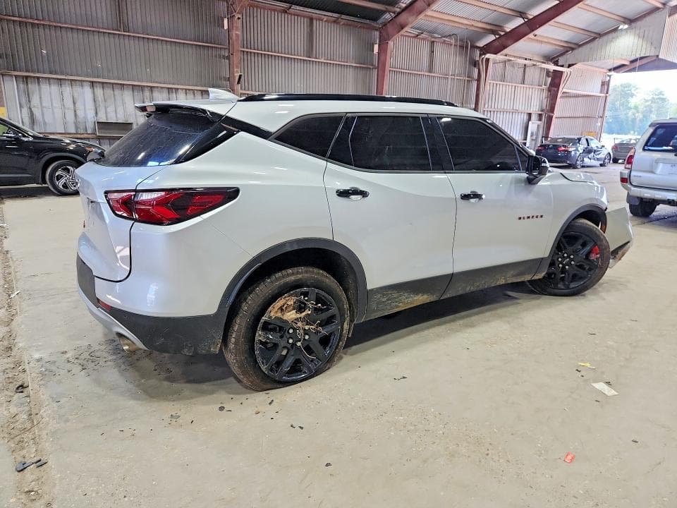 2020 CHEVROLET BLAZER 2LT 3