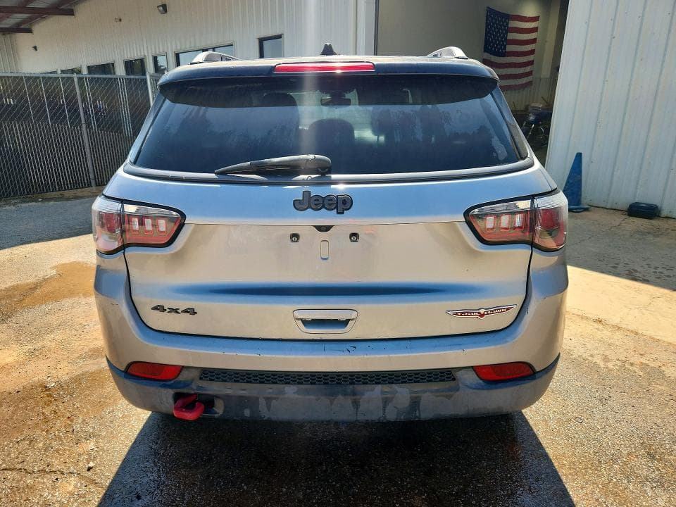2018 JEEP COMPASS TRAILHAWK 6