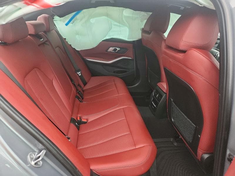 2023 BMW 330XI 10
