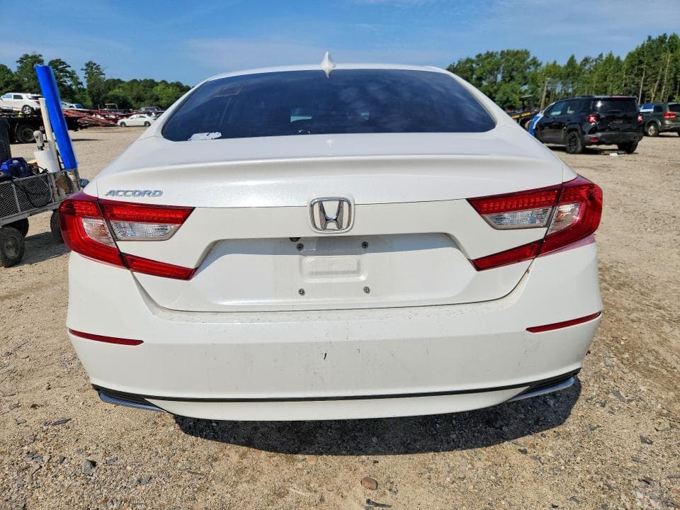 2018 HONDA ACCORD LX 6