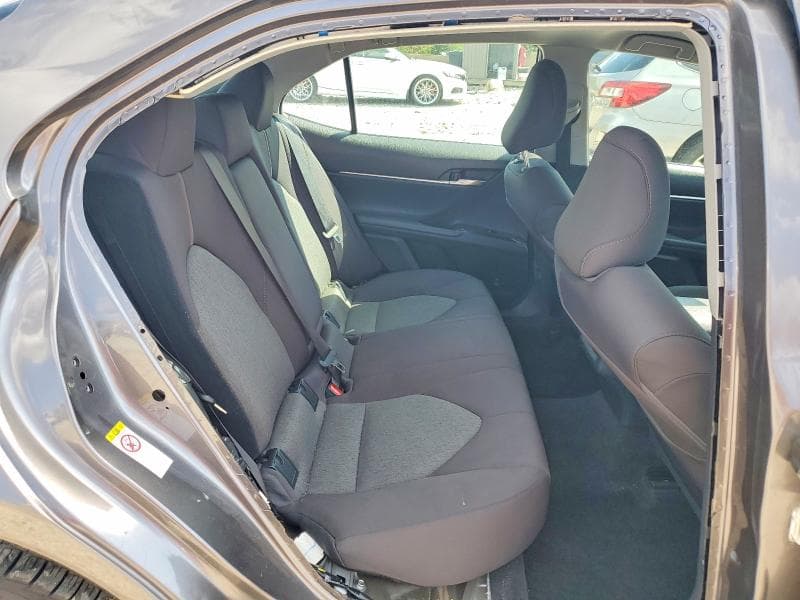 2019 TOYOTA CAMRY LE 10