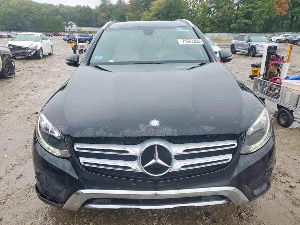 2017 MERCEDES-BENZ GLC 300 4MATIC 5