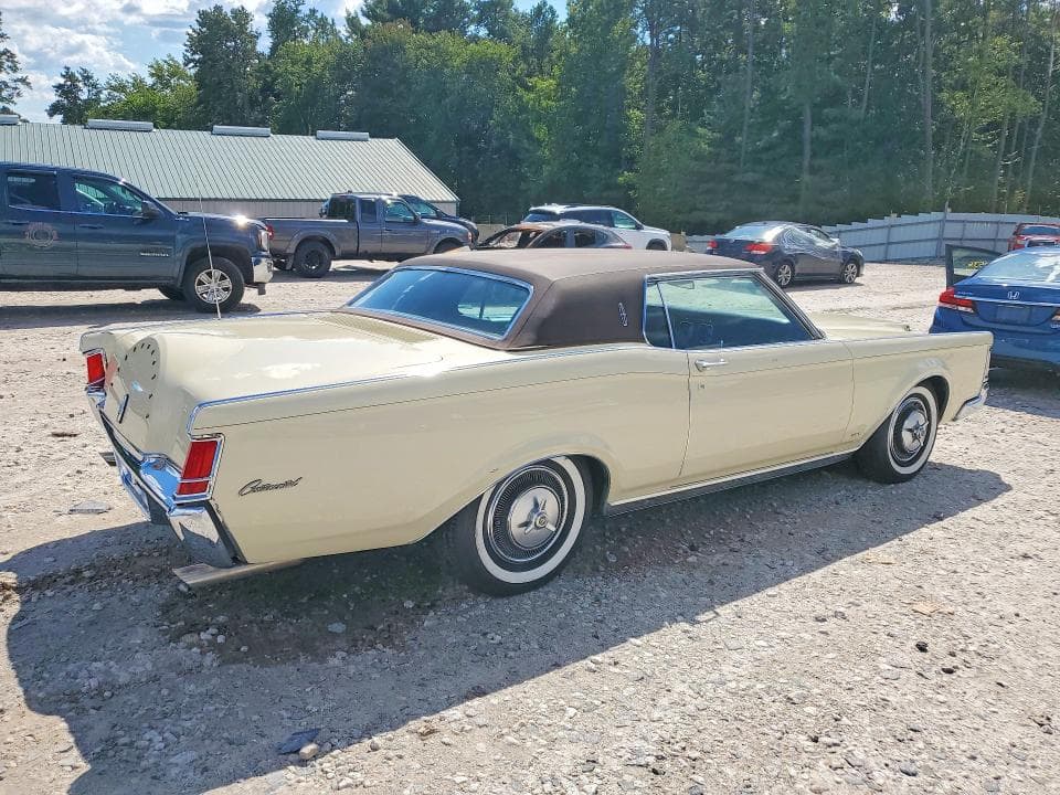 1970 LINCOLN CONTINENTAL 3