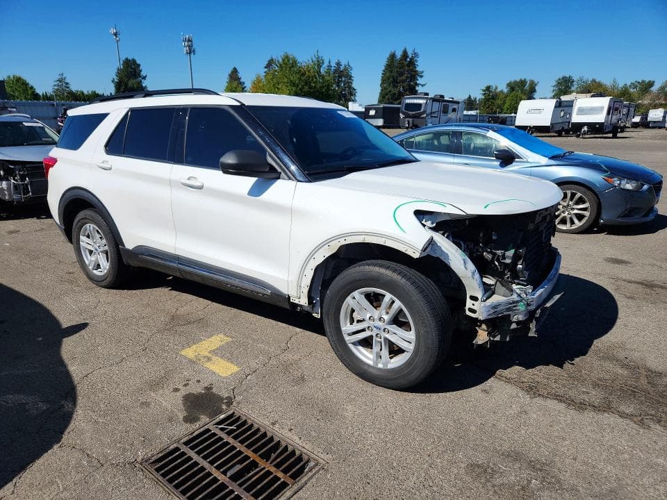 2023 FORD EXPLORER XLT 4