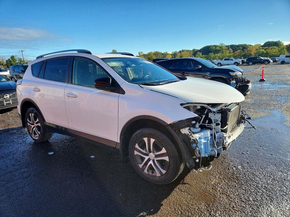 2017 TOYOTA RAV4 LE 4