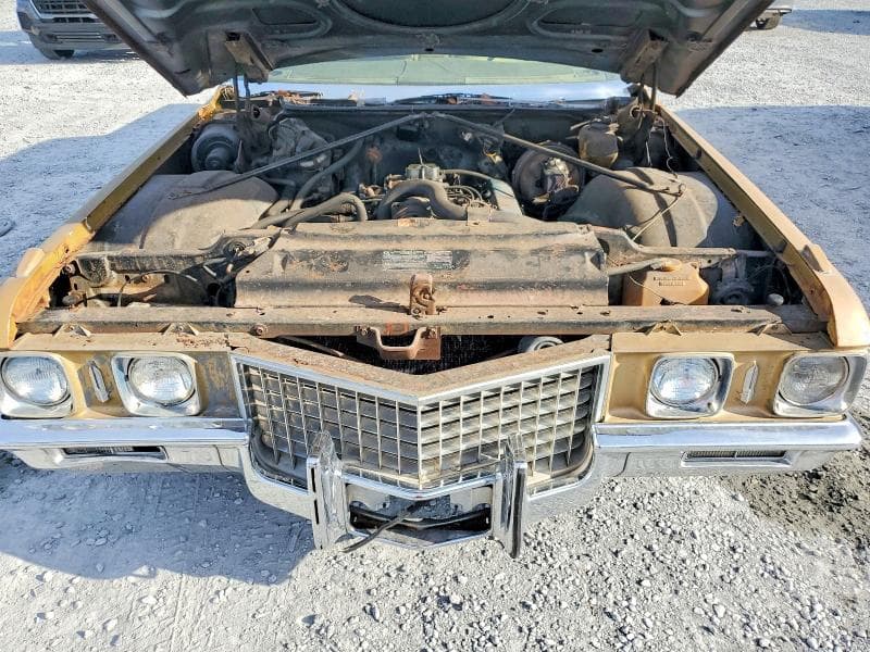 1971 CADILLAC FLEETWOO 11