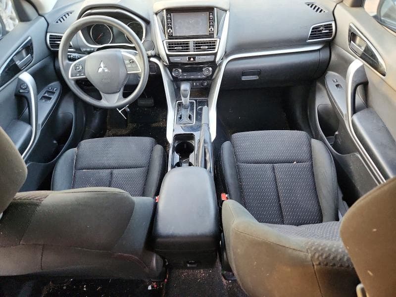 2019 MITSUBISHI ECLIPSE CROSS ES 8