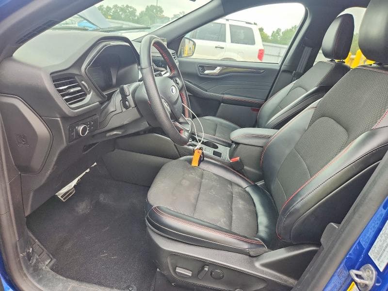 2023 FORD ESCAPE ST LINE 7
