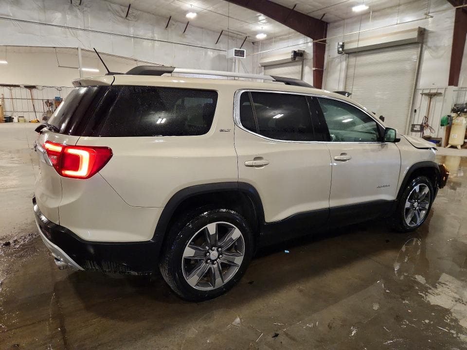 2017 GMC ACADIA SLT-2 3