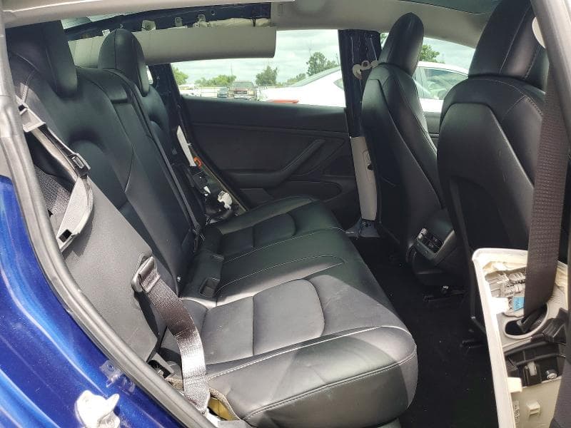2018 TESLA MODEL 3 10