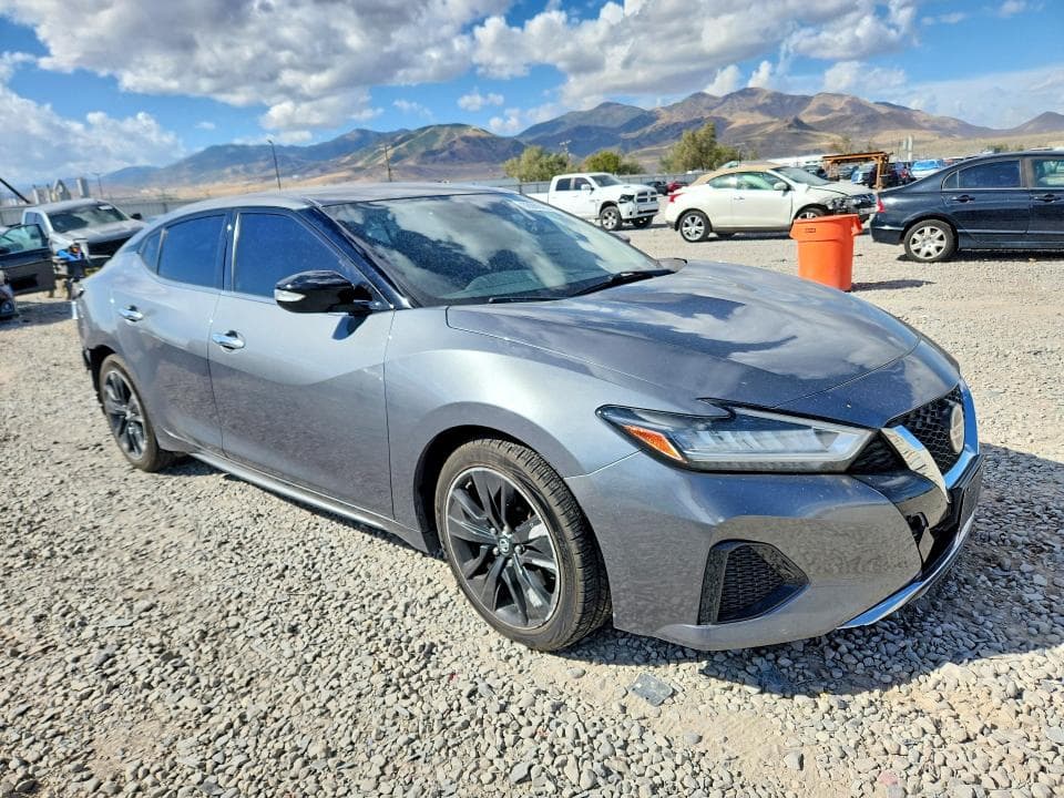 2019 NISSAN MAXIMA 3.5 SV 4