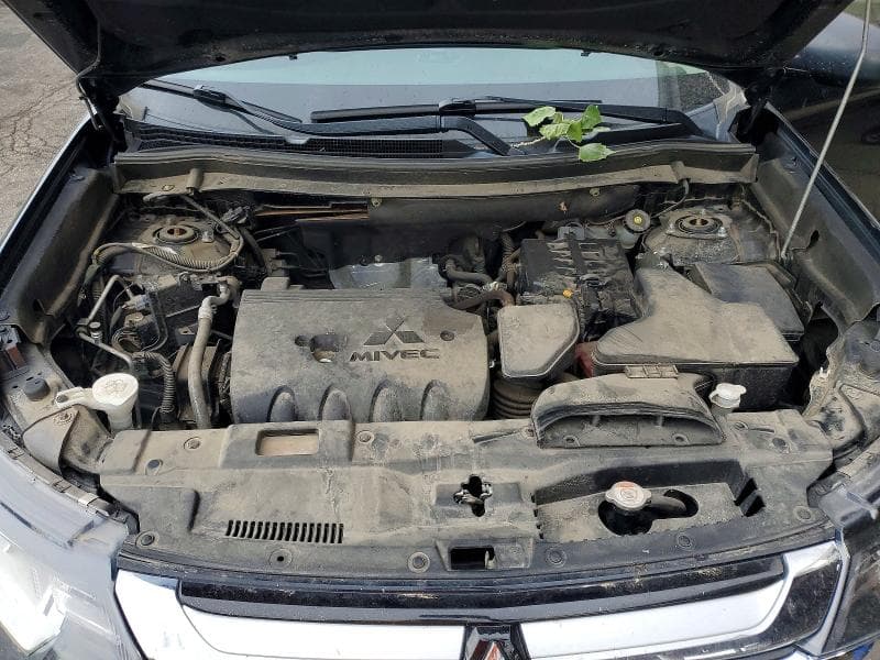 2018 MITSUBISHI OUTLANDER SE 11