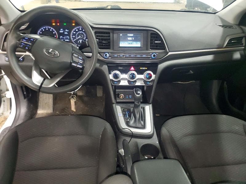 2019 HYUNDAI ELANTRA SE 8