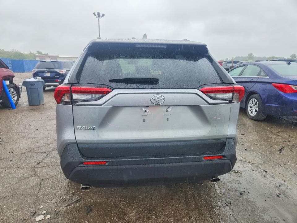 2019 TOYOTA RAV4 LE 6