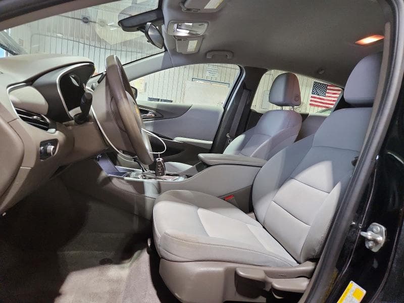 2018 CHEVROLET MALIBU LS 7