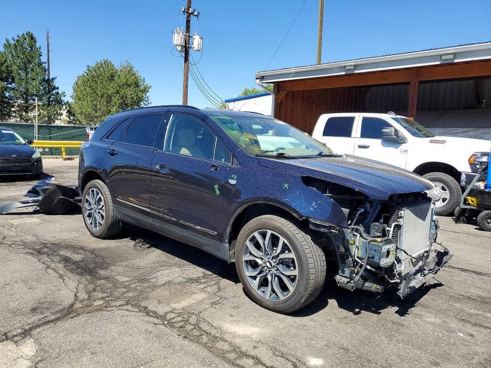 2021 CADILLAC XT5 SPORT 4